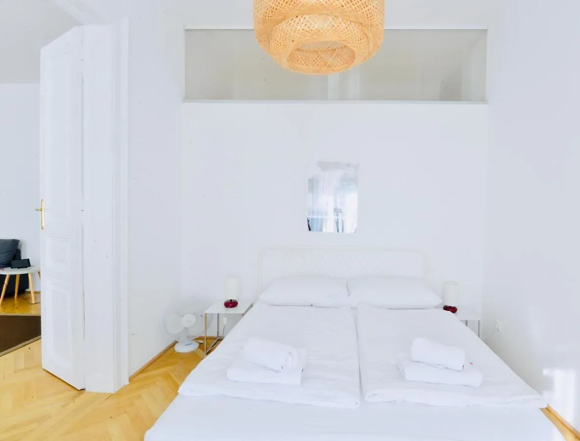 Vintage-Apartment Close To Karlsplatz Il Vienna 0*,